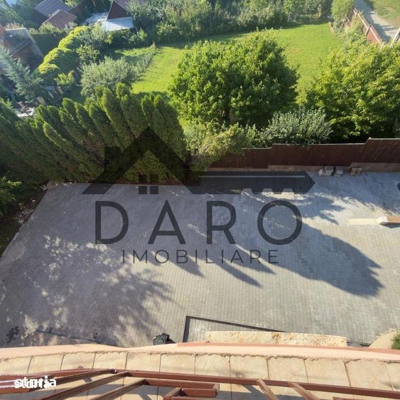Casă cu 4 camere în Platou