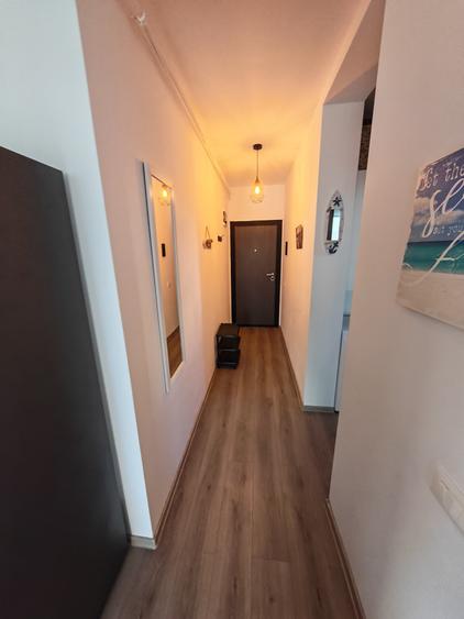 Apartament cu 2 camere semidecomandat în Exterior Est