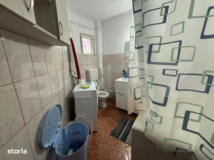 Apartament cu 3 camere decomandat în Albești