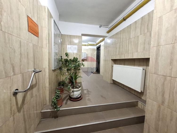 Apartament cu 2 camere decomandat, mobilat în Bucur Obor