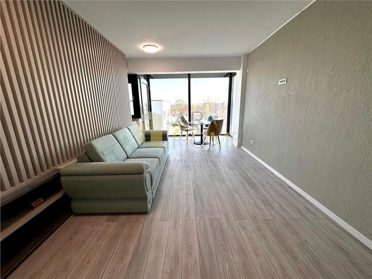 Apartament cu 3 camere decomandat, mobilat în 9 Mai