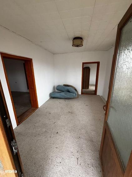 Casă cu 3 camere în Tulucești
