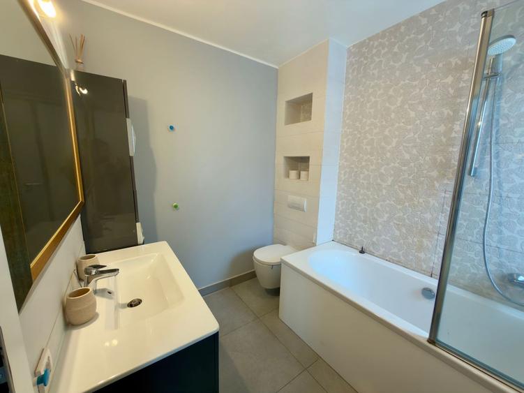 Duplex cu 5 camere cu Canalizare în Pipera