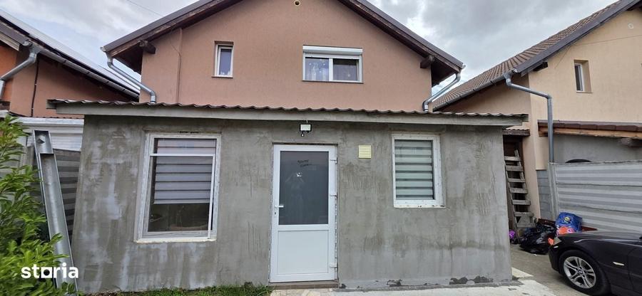 Casă cu 3 camere în Nojorid