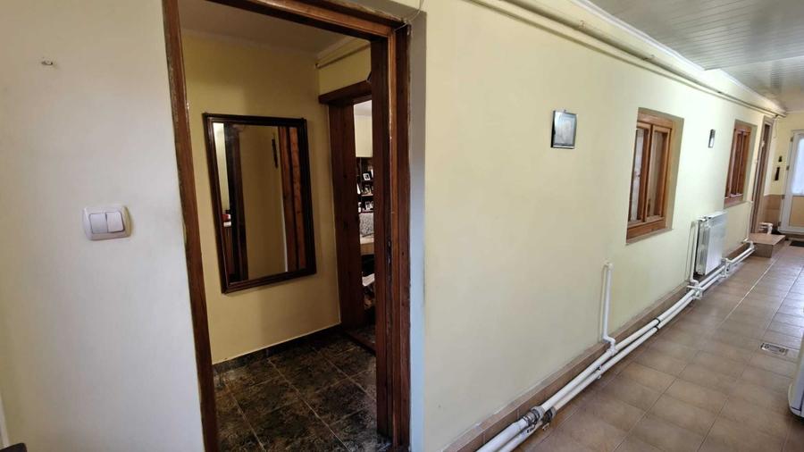 Casă cu 3 camere în Coiciu