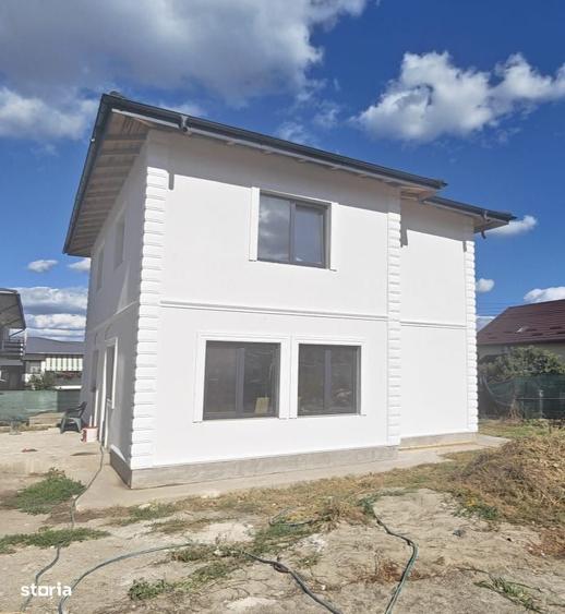 Casă cu 4 camere cu Teren 400 Mp în Valea Lupului