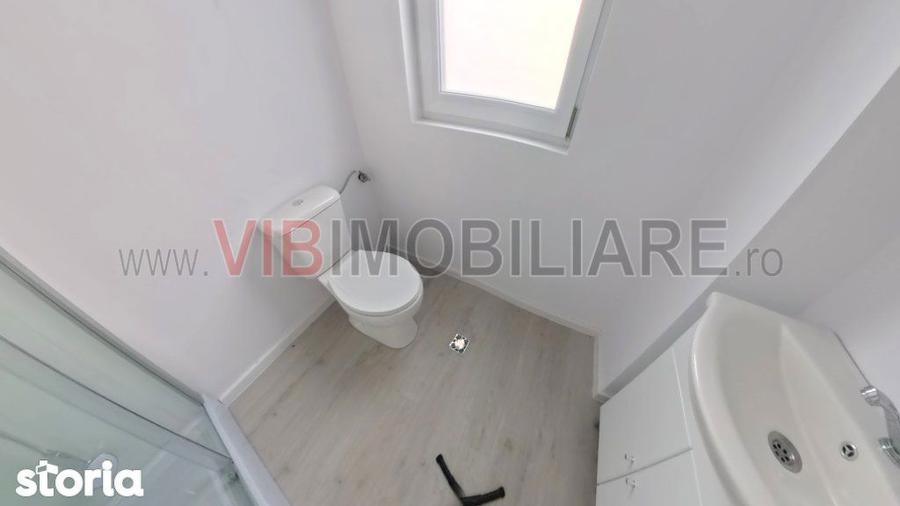 Spațiu comercial, de 432 mp, în Central