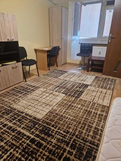 Garsonieră decomandată în Lujerului