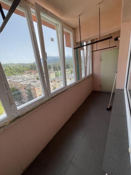 Apartament cu 2 camere decomandat în Petros