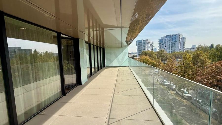 Apartament cu 3 camere semidecomandat, mobilat în Herăstrău