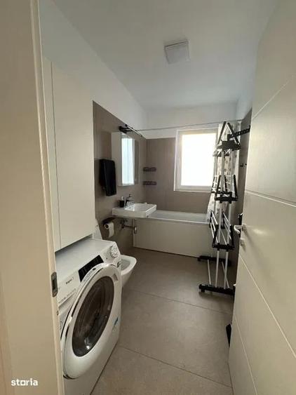 Apartament cu 3 camere decomandat în Theodor Pallady