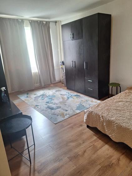 Apartament cu 2 camere decomandat în Titan