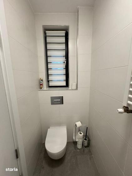 Casă cu 5 camere cu Canalizare în Primăverii