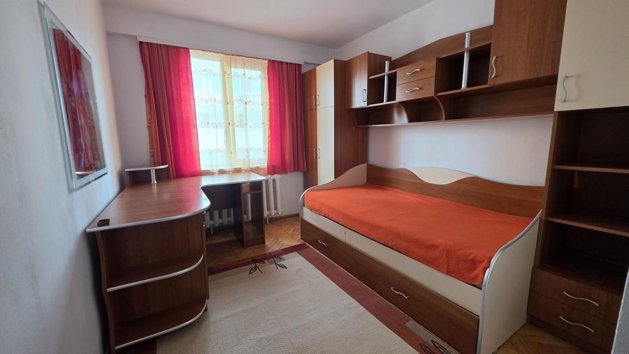 Apartament cu 3 camere de inchiriat - 7