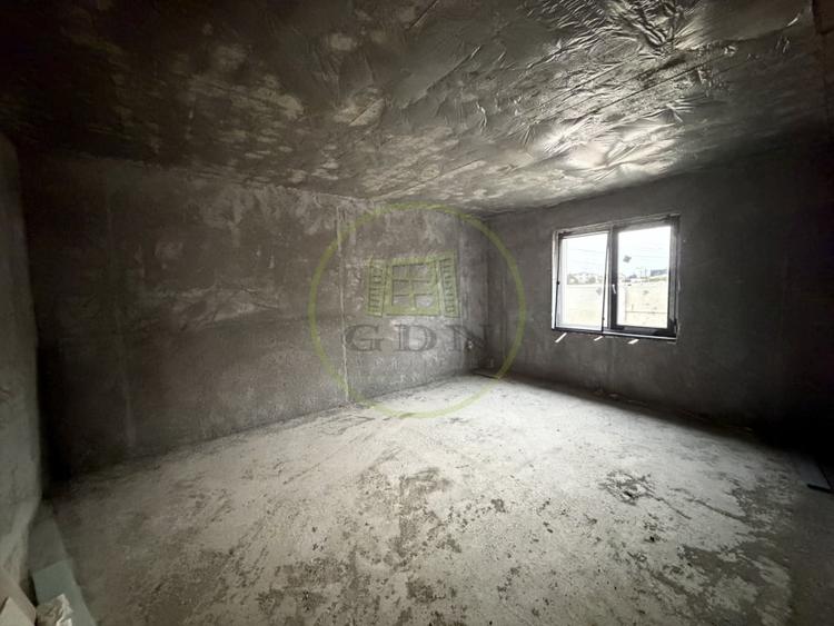 Casă individuală cu 3 camere cu Teren 395 Mp în Pielești