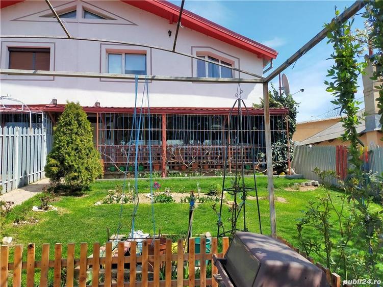 Casă cu 5 camere cu Teren 250 Mp în Mazepa 1