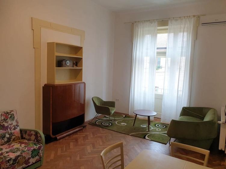 Inchiriez apartament 2 camere ultracentral - 2