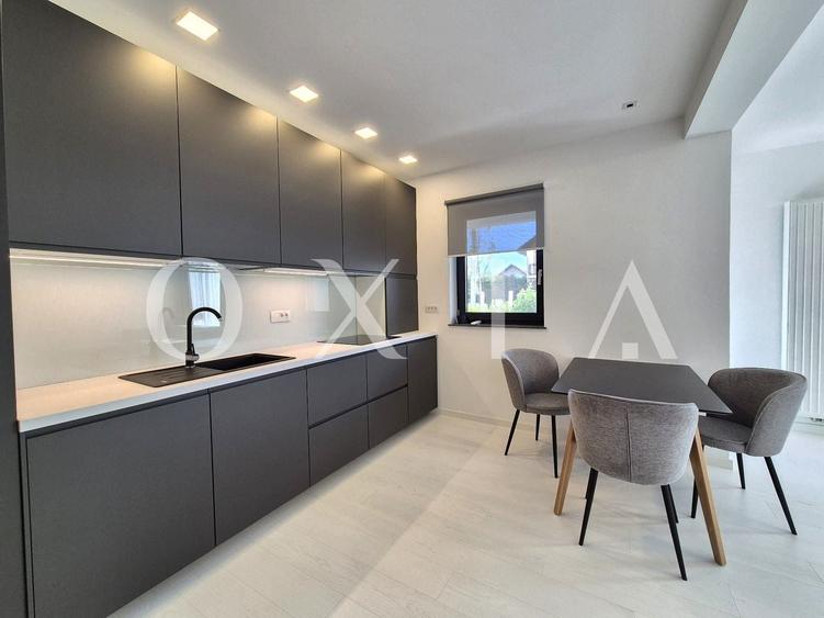 Apartament cu 3 camere decomandat, mobilat în Dumbrăvița