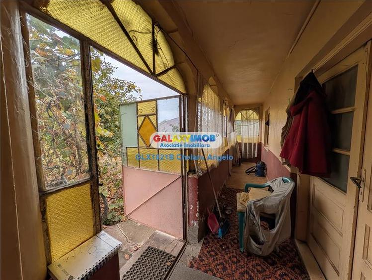 Casă cu 3 camere cu Teren 1400 Mp în Frumușani