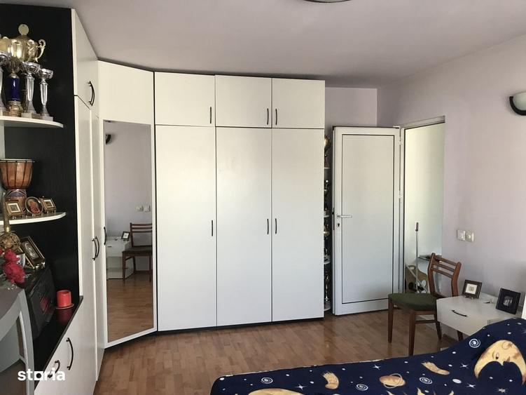 Apartament cu 2 camere decomandat în Aviației — fotografia 3