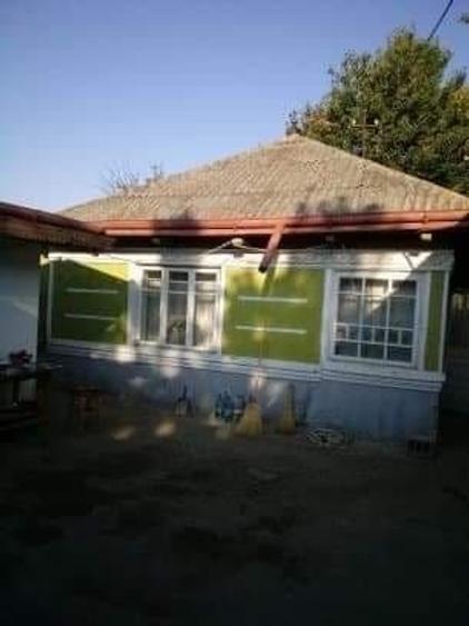Casă cu 4 camere în Gherăești