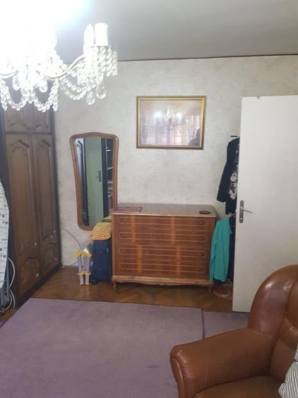 Apartament cu 2 camere semidecomandat în Bucur Obor
