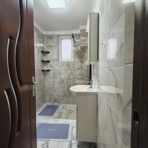 Casa  4  camere - 4