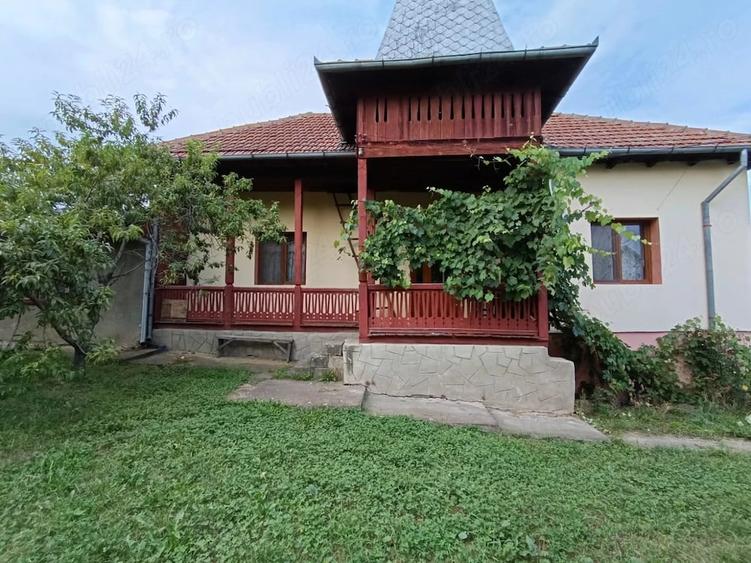 Casă cu 3 camere cu Teren 543 Mp în Central