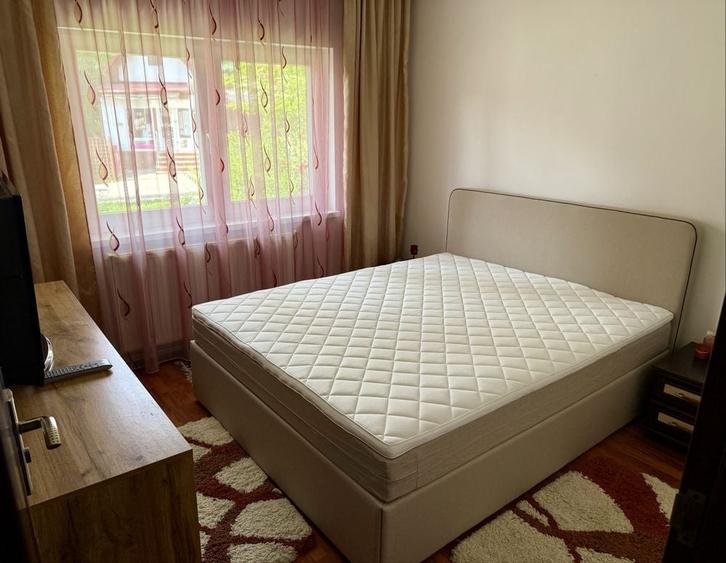 Apartament cu 3 camere în Petros