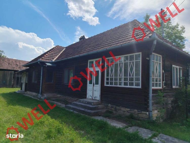 Casă cu 3 camere cu Teren 1129 Mp în Zagon