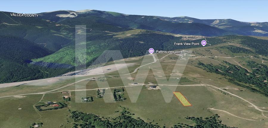Teren Construcții intravilan de 2500 mp, în Păltiniș