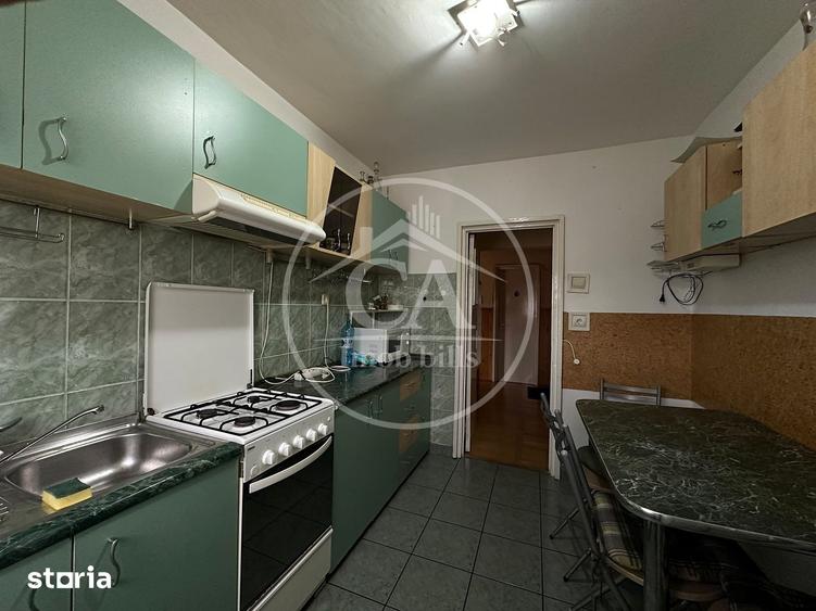 Apartament cu 3 camere decomandat în Rogerius