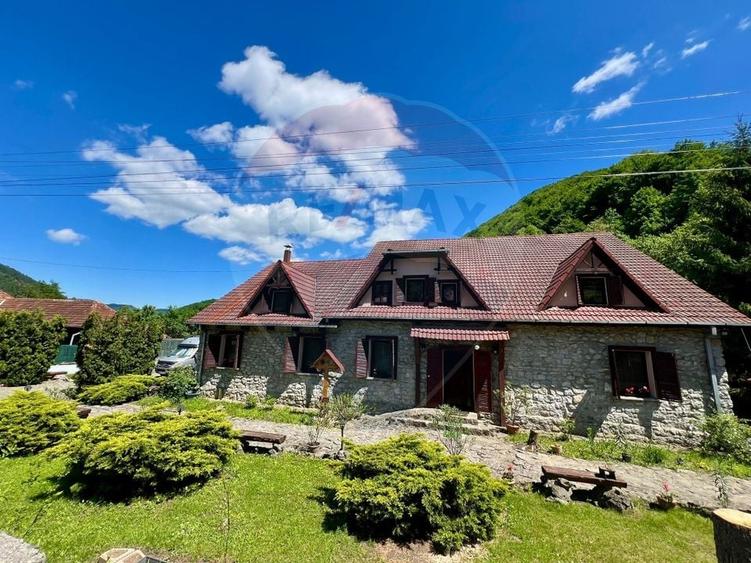 Hotel/Pensiune, de 659 mp, în Bulz