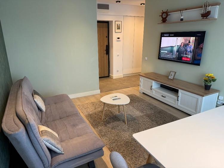 Apartament cu 2 camere decomandat, mobilat în Pipera
