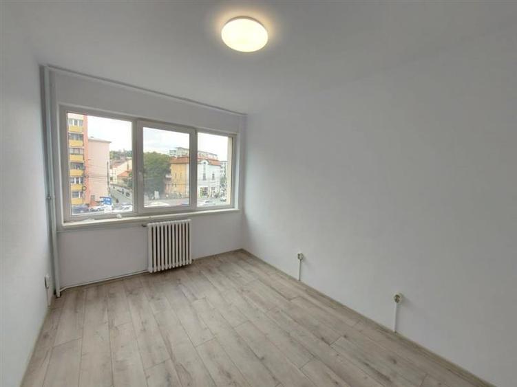 Inchiriere apartament 3 camere Centru Cluj-Napoca - 4