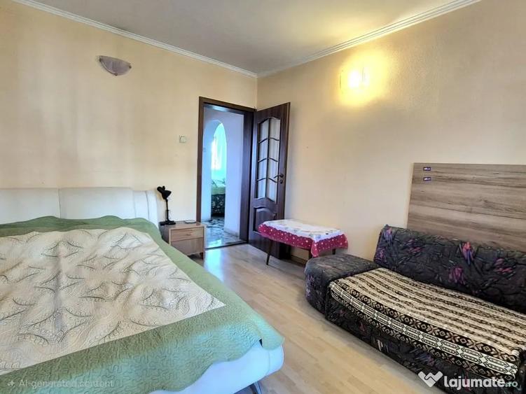 Apartament cu 3 camere semidecomandat în 1 Decembrie 1918
