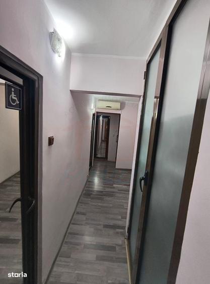 Apartament cu 3 camere decomandat în Micro 16 — fotografia 3