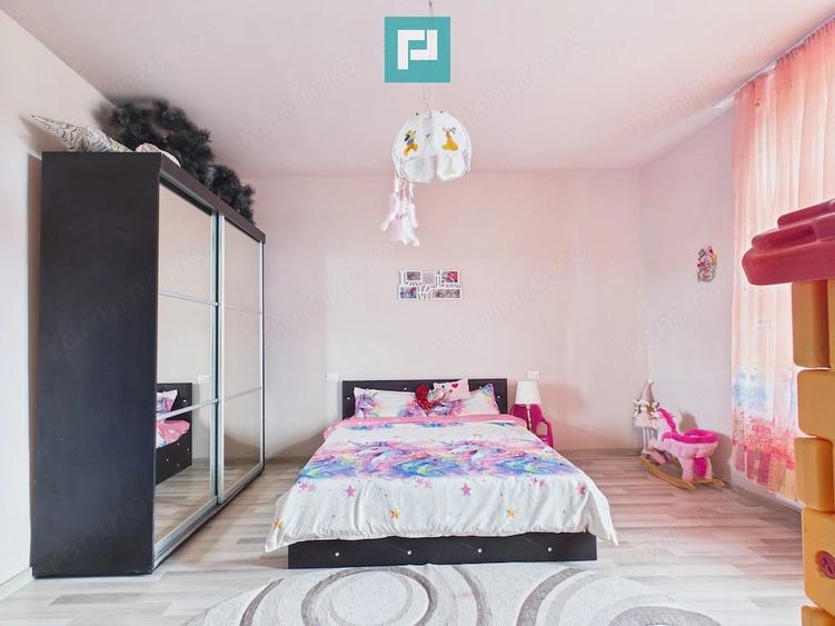 Casă cu 3 camere cu Teren 1500 Mp în Turnu
