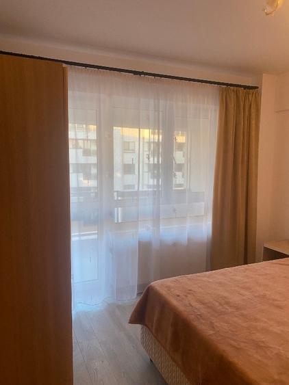 Apartament cu 2 camere decomandat în Nicolina