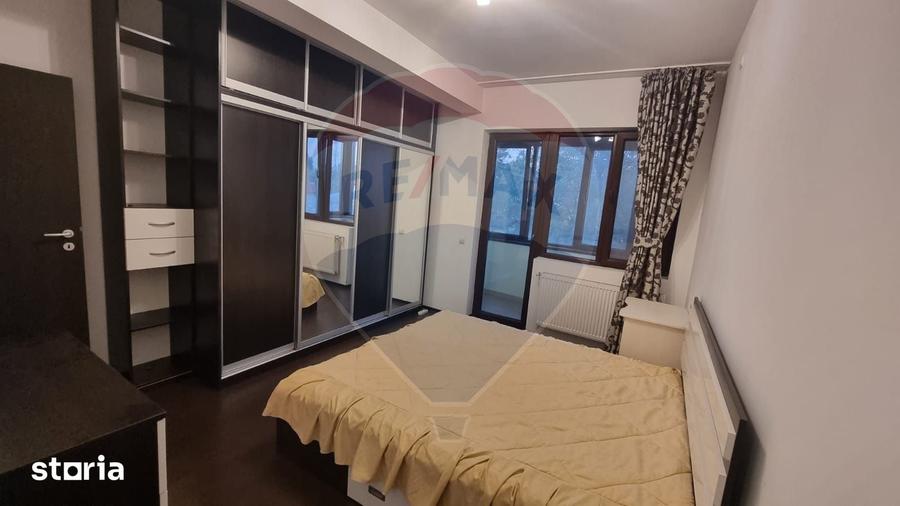 Apartament cu 3 camere în Dămăroaia