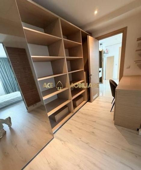Apartament cu 2 camere semidecomandat, mobilat în Vitan