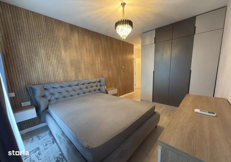 Apartament cu 3 camere decomandat în Sisești