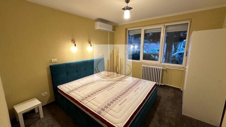 Apartament cu 2 camere semidecomandat, mobilat în Take Ionescu