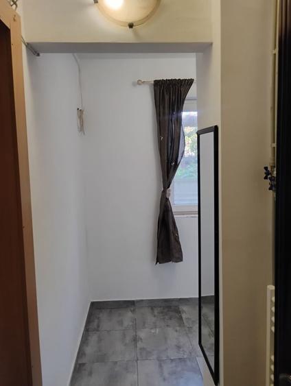 Garsonieră decomandată în Grădiște
