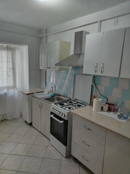 Proprietar inchiriez apartament 2 camere Pacurari - 1
