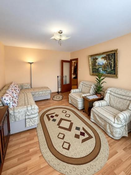 Apartament cu 2 camere decomandat, mobilat în Rovine