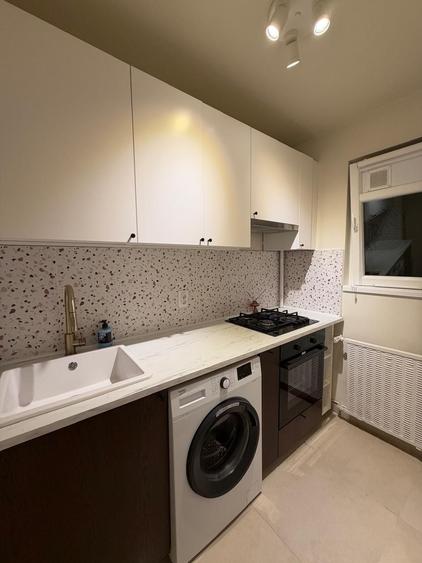 Garsonieră decomandată în Brâncoveanu