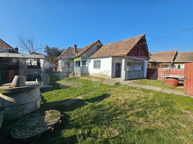 Casă individuală cu 4 camere cu Teren 840 Mp în Sâncel