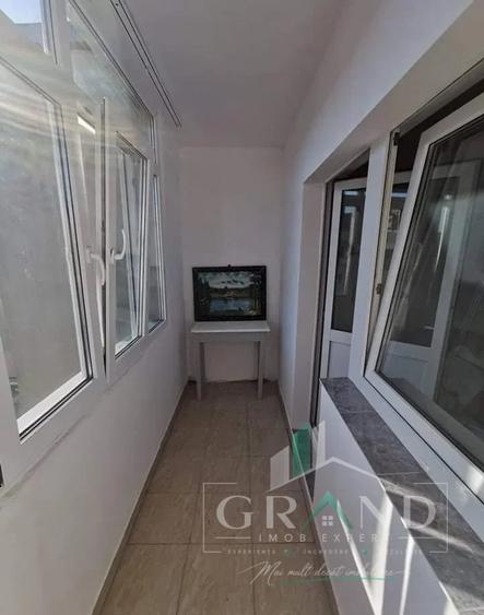 Apartament cu 3 camere decomandat, mobilat în Mărăști