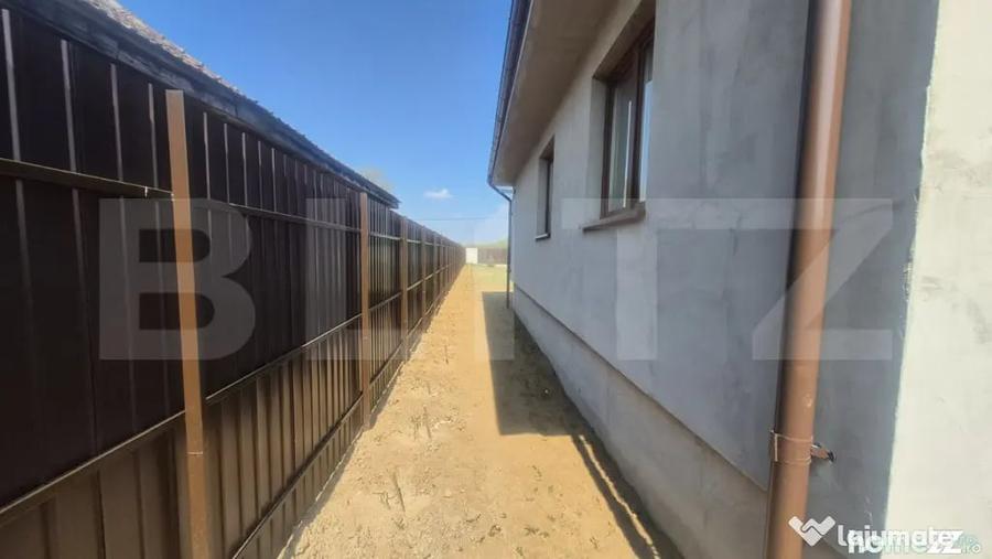 Casă cu 3 camere cu Teren 950 Mp în Central